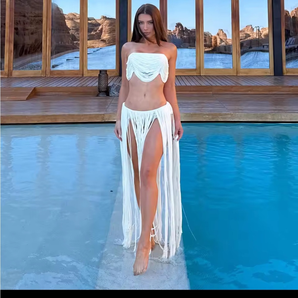 Elegant White Fringe Swim Set